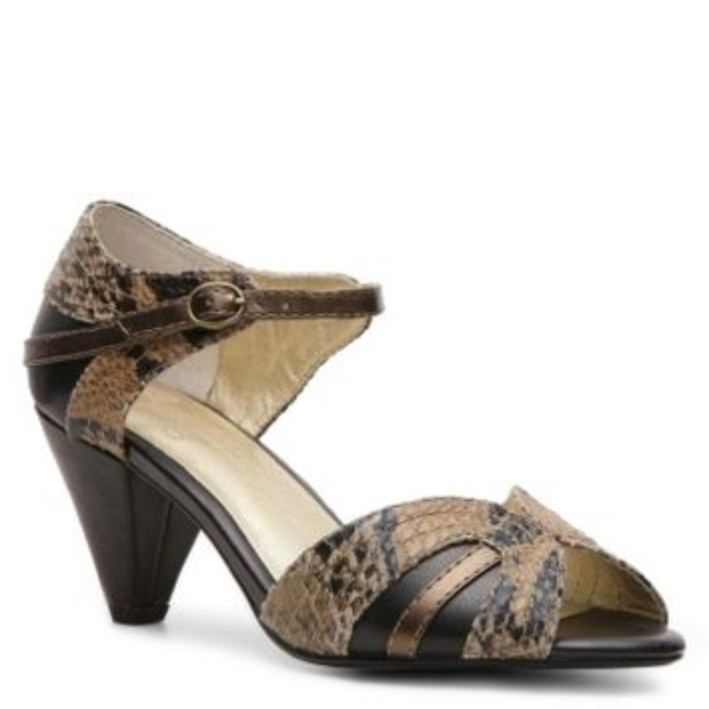 Seychelles Women's ankle strap  sandals , 10 M US